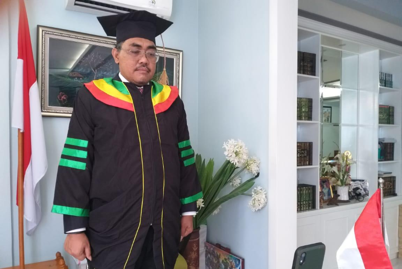 Wakil Ketua MPR Jazilul Fawaid. Hari itu, politikus Partai Kebangkitan Bangsa (PKB) ini bersama dengan 1.911 orang lainnya menjalani wisuda Universitas Negeri Jakarta (UNJ) Tahun Akademik 2019/2020.