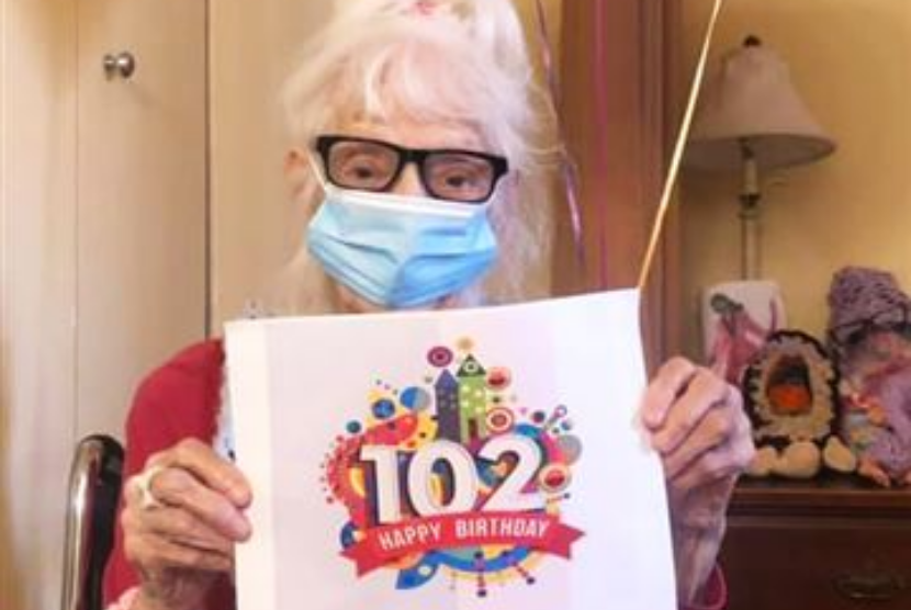 Angelina Friedman merayakan ulang tahun ke-102 setelah dua kali mengalahkan Covid-19.