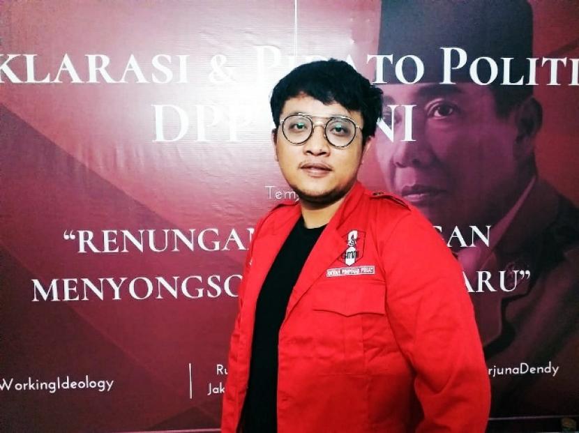 Sekretaris Jenderal Dewan Pimpinan Pusat (DPP) Gerakan Mahasiswa Nasional Indonesia (GMNI), M Ageng Dendy Setiawan, menyatakan siap jadi relawan vaksinasi Covid-19