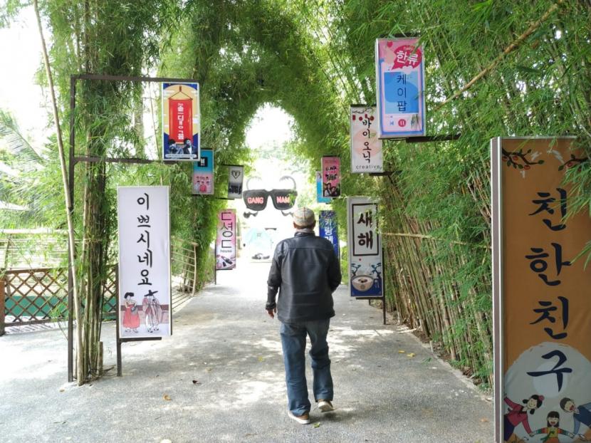 Suasana Jeju Park, anjungan Korea di Malaya Park Taman Wisata Karangresik, Kota Tasikmalaya (ilustrasi)