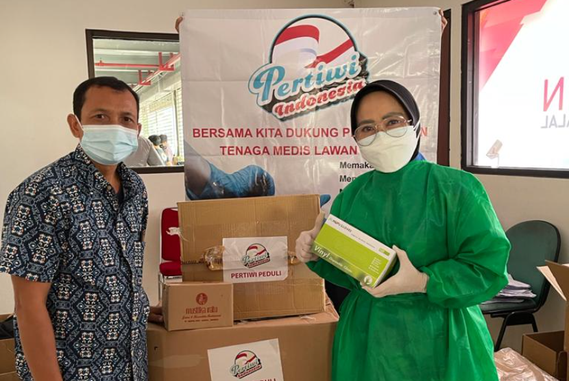 Pertiwi Indonesia terus bergerak untuk membantu pemerintah dan masyarakat menghadapi pandemi Covid-19.