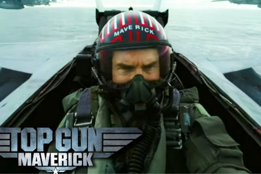 Poster film Top Gun: Maverick yang dibintangi Tom Cruise. SpaceX pernah mengajak pemeran Pete Maverick Mitchell itu untuk terbang ke luar angkasa.