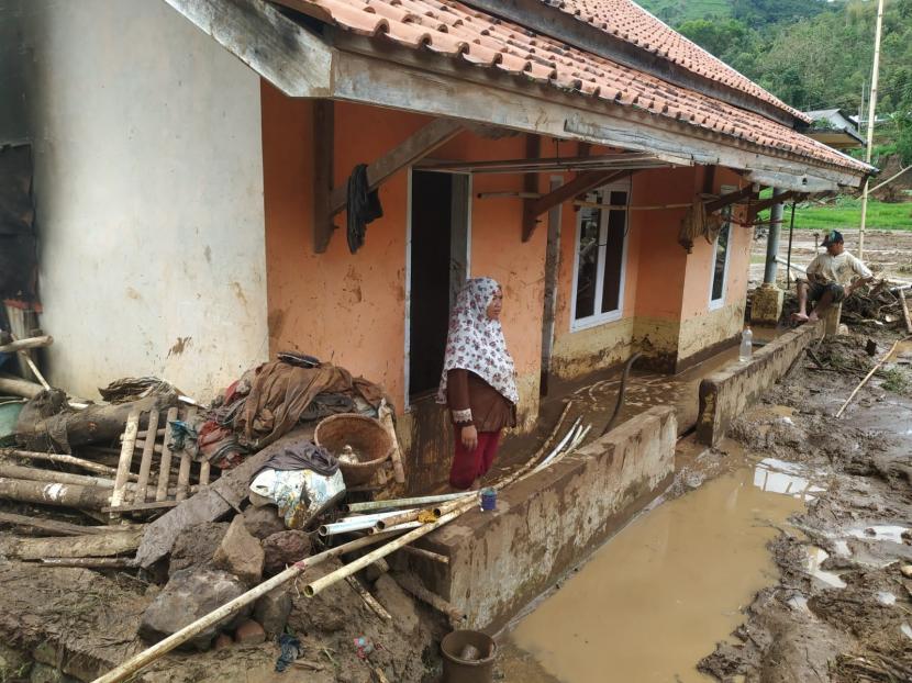 Sejumlah rumah warga yang terdampak banjir (ilustrasi).
