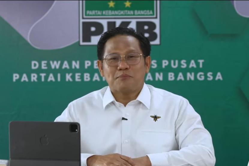 Ketua Umum Partai Kebangkitan Bangsa (PKB) yang juga Wakil Ketua DPR Abdul Muhaimin Iskandar meminta pemerintah mewaspadai lonjakan kasus Omicron yang tembus seribu per hari.