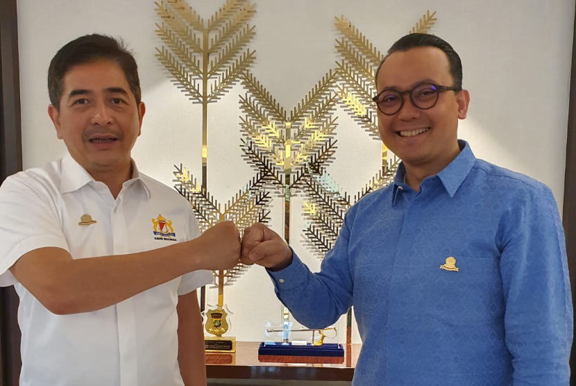 Perhimpunan Humas Indonesia (PERHUMAS) dan Kamar Dagang Indonesia (KADIN) sepakat berkolaborasi memperluas kegiatan kampanye Indonesia Bicara Baik.