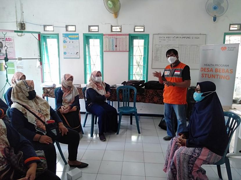 Sekolah kader gizi merupakan salah satu kegiatan dari program Rumah Gizi yang ada di Desa Berdaya Kesenden, kelurahan di Kecamatan Kejaksan, Kota Cirebon, Jawa Barat.