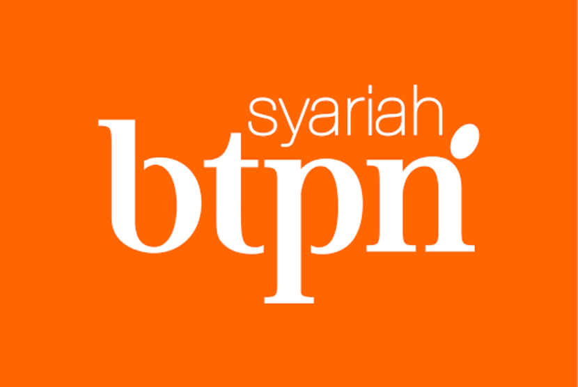 Logo BTPN Syariah. Pedagang kerupuk di Pekanbaru menerima manfaat dari BTPN Syariah 