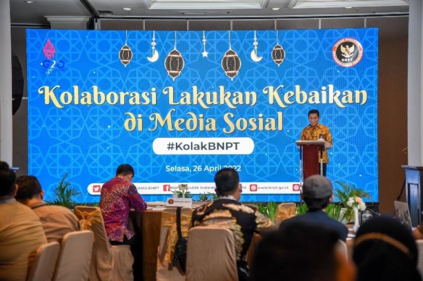 Sekretaris Utama Badan Nasional Penanggulangan Terorisme (BNPT) Mayjen TNI Dedi Sambowo, S.IP mengajak semua pihak menebar pesan damai di media sosial termasuk generasi Z dan milenial 