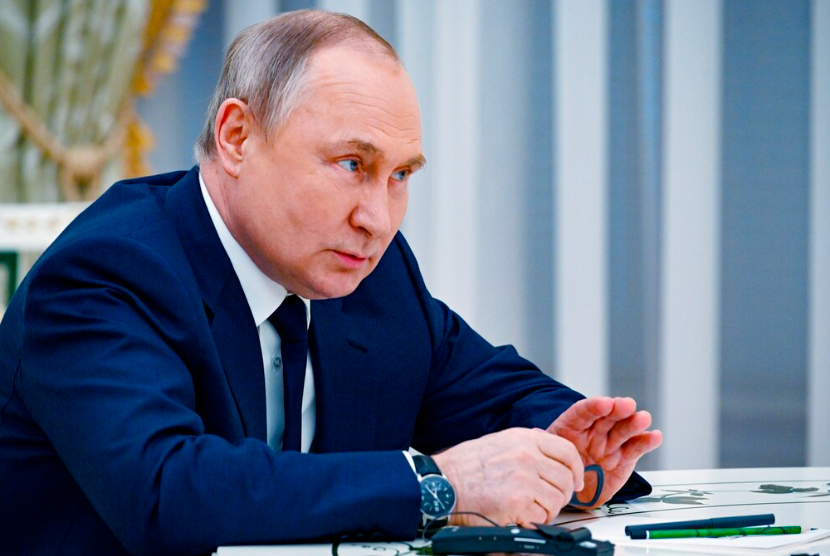 Presiden Rusia Vladimir Putin. Kremlin menepis spekulasi bahwa Presiden Rusia Vladimir Putin berencana menyatakan perang dengan Ukraina maupun mobilisasi nasional pada 9 Mei. 