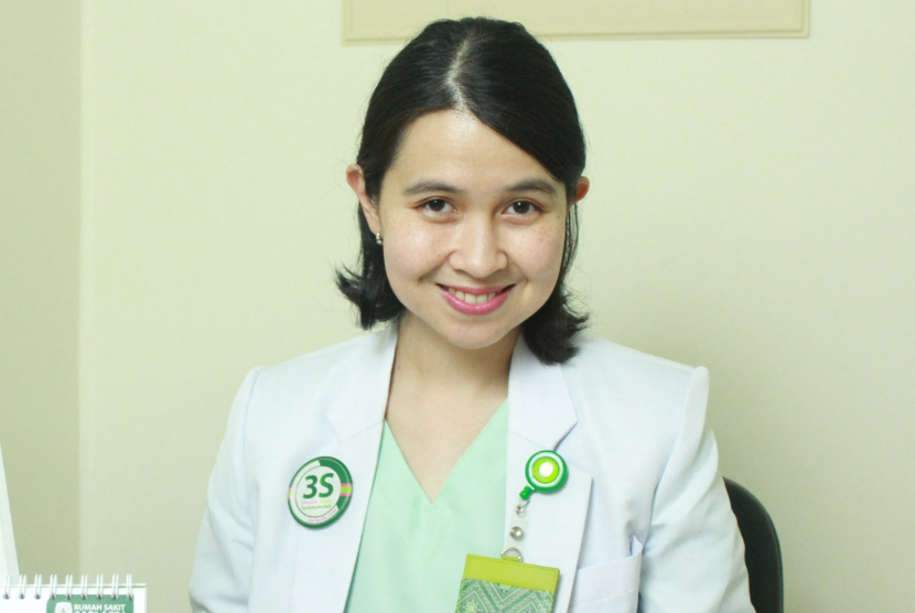 Spesialis Gizi Klinik RS Sari Asih Ciputat, Tangerang Selatan, dr. Eleonora Mitaning Christy, SpGK, virus PKM ini menyerang hewan dalam jangka waktu 14 hari, dan akan mengeluarkan gejala. 