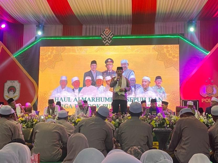 Kapolri, Jenderal Polisi Listyo Sigit Prabowo, saat menghadiri kegiatan Doa Polri Untuk Negeri Pesantren Kawal NKRI, di Pondok Buntet Pesantren Cirebon, Selasa (26/7/2022) malam. (Istimewa)