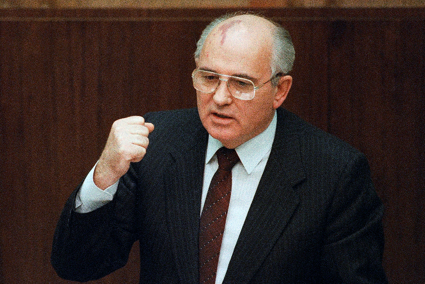 Mendiang eks Pemimpin Uni Soviet Mikhail Gorbachev terkenal dengan bercak ikonik di dahi-kepalanya. 