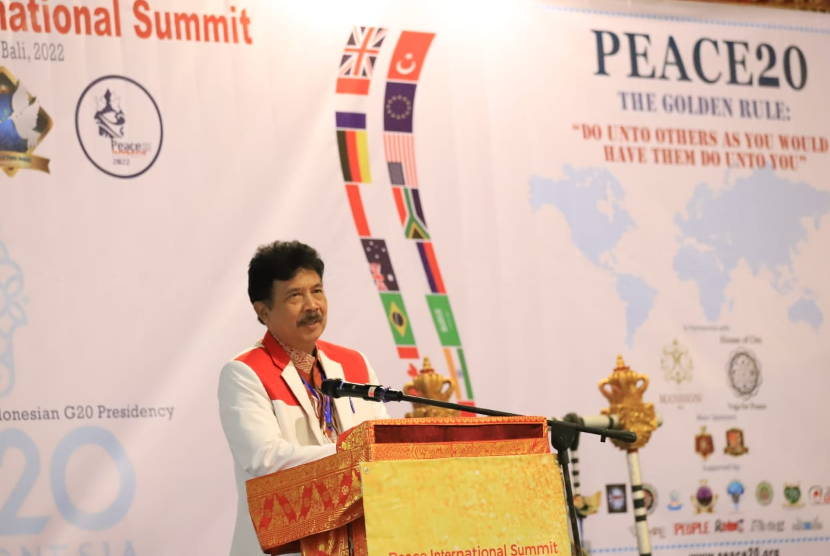 Delegasi dari lebih dari 50 negara peserta G20 berkumpul di Ubud, Bali dalam Peace International Summit / KTT Perdamaian International yang bertajuk PEACE20, The Golden Rule: “Do Unto Others as You Would Have Them Do Unto You”, Selasa (1/11/2022).
