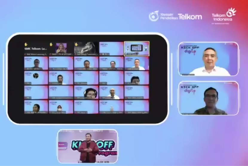 Kick Off Program Telkom DigiUp dengan tajuk “Escalating Digital Skills Competencies for Future Digital Talents” yang dihadiri oleh peserta dari kalangan guru dan pelajar SMA/SMK secara online melalui video conference.