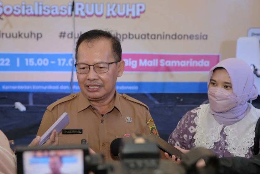 Plt. Assisten II Pemerintah Kota Samarinda, Sam Syaimun, mengatakan bahwa sudah menjadi rahasia umum bahwa  KUHP yang digunakan di Indonesia saat ini merupakan produk turunan dari zaman kolonial. 