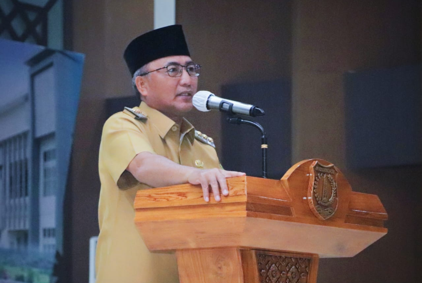 Pj Bupati Muba Apriyadi menghadiri puncak Peringatan Hari Kesehatan Nasional (HKN) Ke-58 Kabupaten Musi Banyuasin (Muba), Senin (28/11/2022). 
