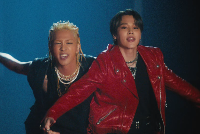 Taeyang Bigbang (kiri) berkolaborasi dengan Jimin BTS dalam lagu Vibe.