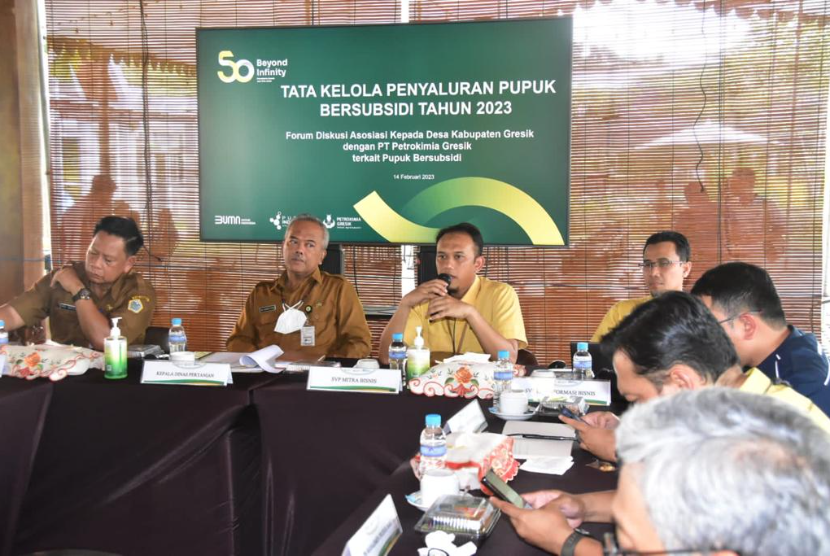 PT Pupuk Indonesia (Persero) menyiapkan stok pupuk bersubsidi untuk Kabupaten Gresik sebesar 17.287 ton per 14 Februari 2023. 