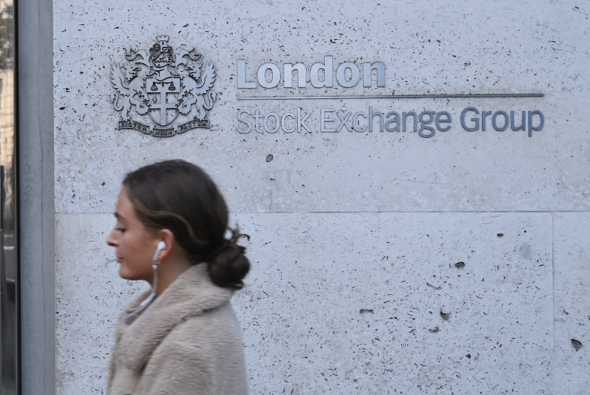 Pandangan umum Bursa Efek London di London, Inggris, 10 November 2020. 