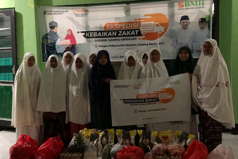 Laznas BMH menggencarkan kebaikan pada Ramadhan di Kota Kupang, NTT melalui program Ekspedisi Kebaikan Zakat. 