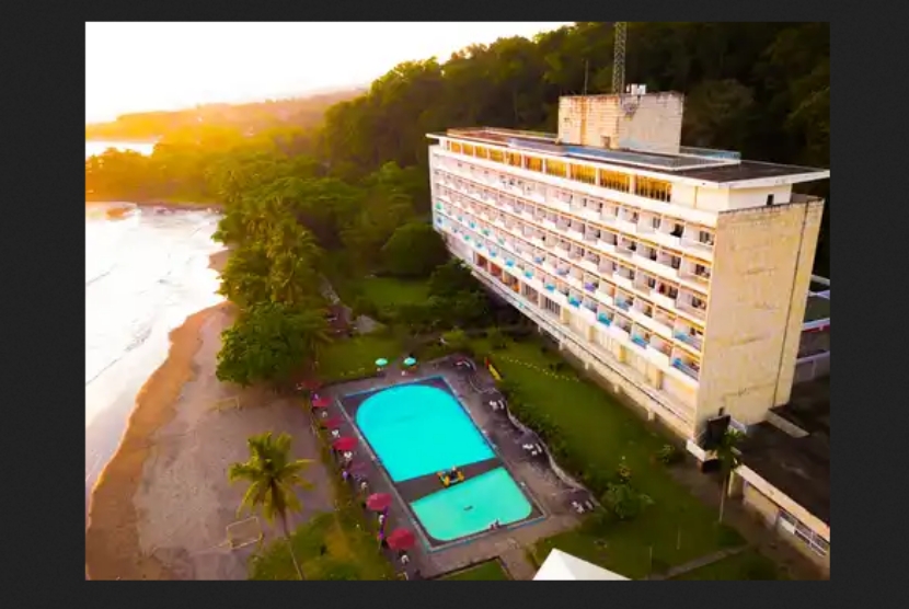 Grand Inna Samudera Beach merupakan hotel bintang 4 yang lokasinya cukup strategis di Kawasan Pelabuhan Ratu. 