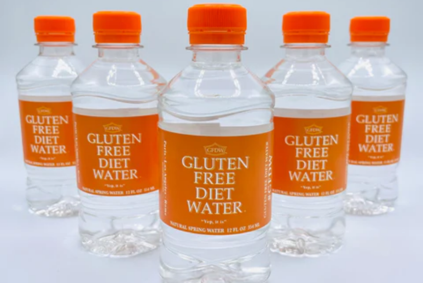 Merek Gluten Free Diet Water sengaja dipilih untuk tujuan promosi yang menyenangkan. Orang menjadi bertanya-tanya apakah air mengandung gluten.
