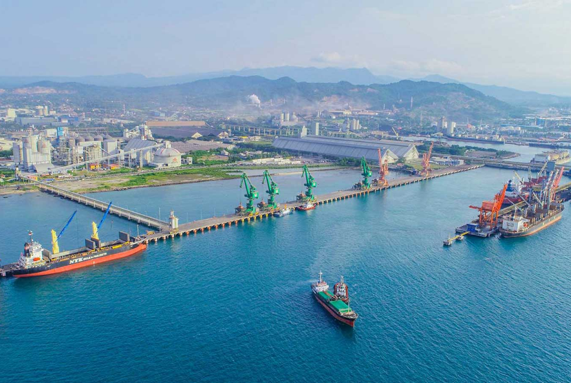 Krakatau International Port. Pelabuhan Krakatau International Port (KIP) milik PT Krakatau Steel (Persero) Tbk akan menjadi gerbang ekspor dari Indonesia.