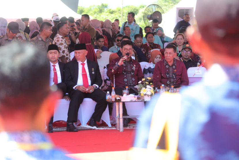 Mentan Syahrul Yasin Limpo di acara pembukaan Penas, di Lanud Sutan Syahrir, Kota Padang.