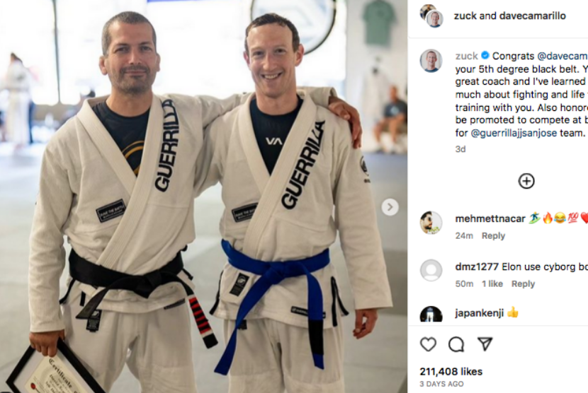 Mark Zuckerberg berpose bersama pelatih jiu jitsu Dave Camarillo.