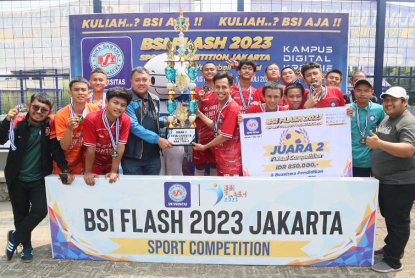 SMK Jakbar 1 meraih juara 2 dalam adu penalti melawan SMAN 94 Jakarta di BSI Flash 2023.