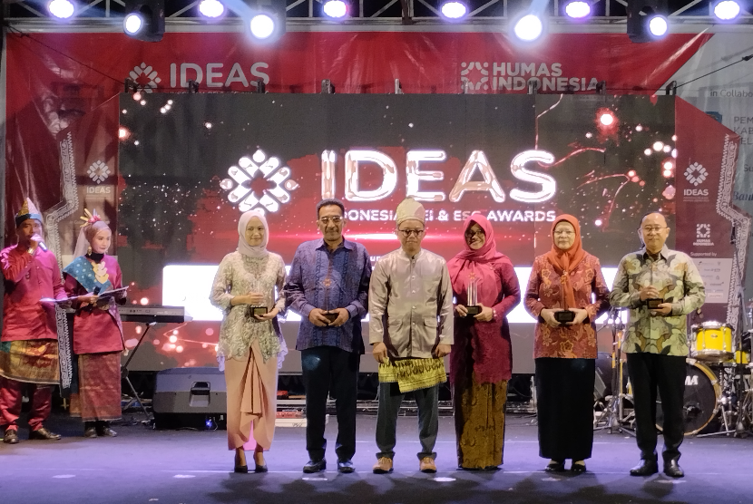 Pada gelaran Indonesia DEI & ESG Awards (IDEAS), BUMN pupuk ini berhasil memborong tiga penghargaan sekaligus.