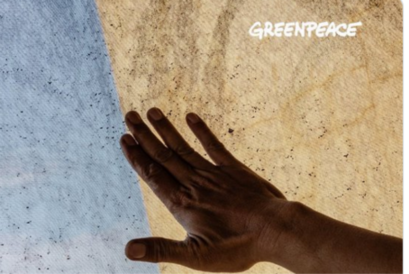 Laporan terbaru Greenpeace mengungkap 63 warga Marunda, Jakarta Utara alami penyakit kulit. Mereka hidup berdampingan dengan polusi batu bara.