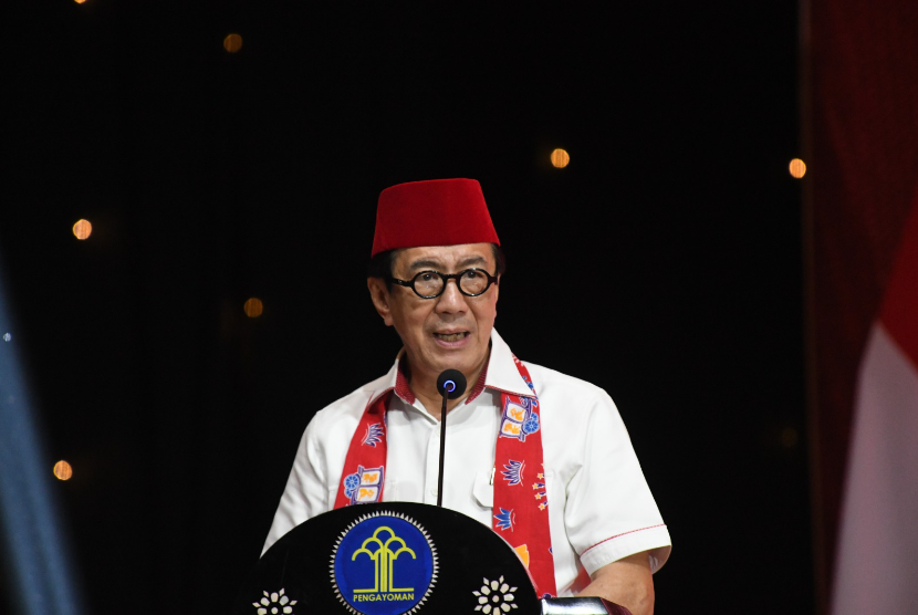 Menteri Hukum dan Hak Asasi Manusia (Menkumham), Yasonna H Laoly mengapresiasi DKI Jakarta sebagai provinsi pertama dengan pencapaian 100 persen Kelurahan Sadar Hukum.