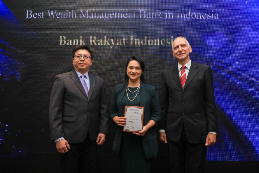 BRI berhasil meraih penghargaan sebagai “Best Wealth Management Bank in Indonesia”. 