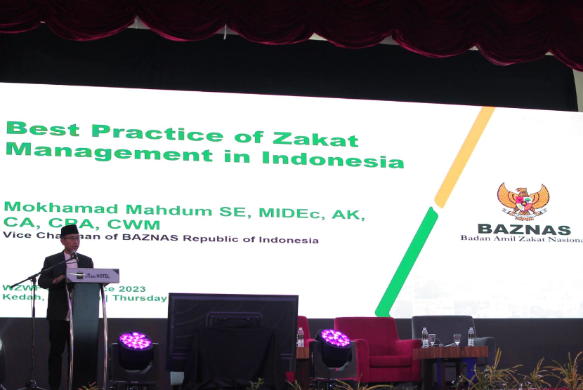 Wakil Ketua Badan Amil Zakat Nasional (Baznas) RI Mo Mahdum menjadi salah satu pembicara utama pada World Zakat and Waqf Forum (WZWF) 2023 yang diselenggarakan di Kedah, Malaysia, Kamis (19/10/2023). 
