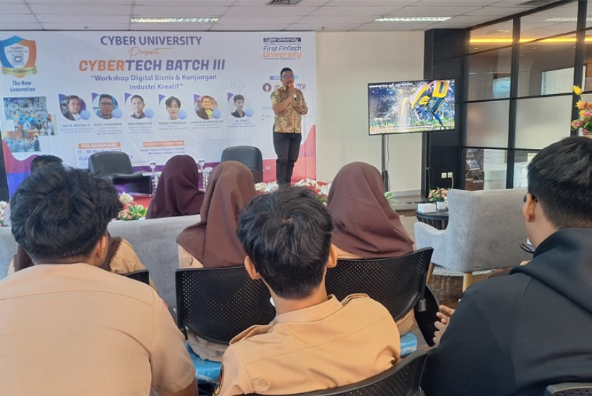 Universitas Siber Indonesia atau Cyber University telah sukses menyelenggarakan CyberTech Batch III.