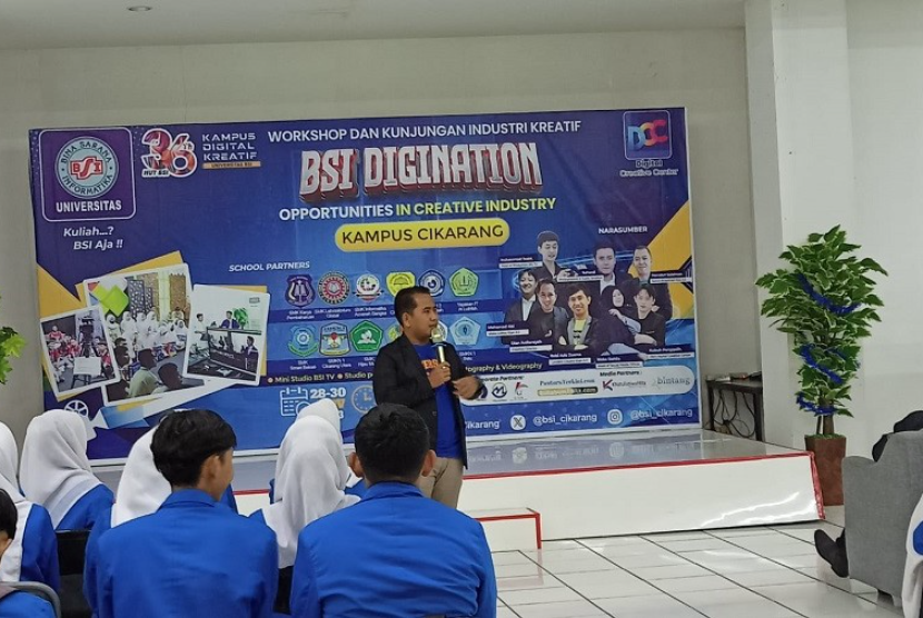 BSI Digination telah membekali berbagai softskill kepada pelajar SMA/SMK/MA Sederajat untuk menyiapkan diri untuk terjun di dunia Industri digital kreatif. 