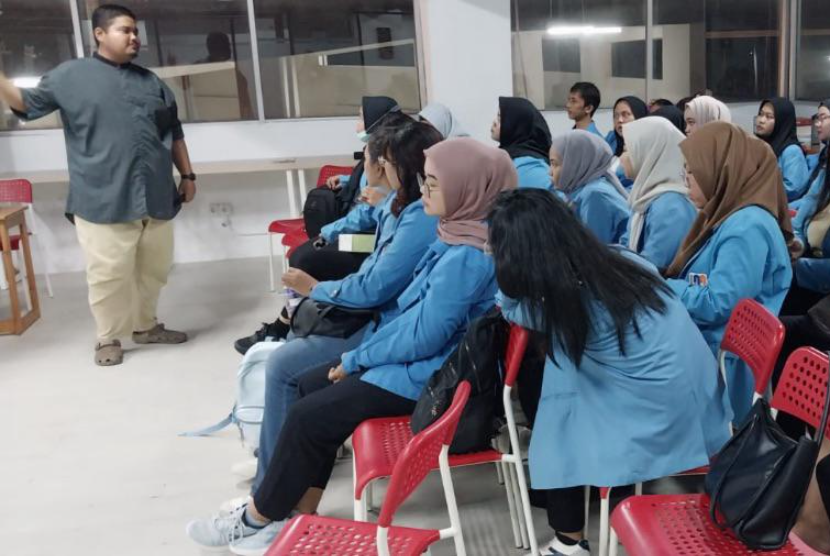 Program Studi (prodi) Manajemen Universitas Nusa Mandiri (UNM) berkolaborasi dengan Nusa Mandiri Startup Center (NSC) sukses mengadakan kunjungan ke Kode Creative Hub Depok pada Jumat 22 Desember 2023 dan Jumat 5 Januari 2024. 