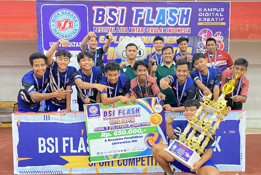 SMAN 13 Depok meraih prestasi gemilang dengan memenangkan juara 3 dalam Volleyball Competition BSI FLASH 2024 Kota Depok yang diselenggarakan oleh Universitas BSI (Bina Sarana Informatika). 