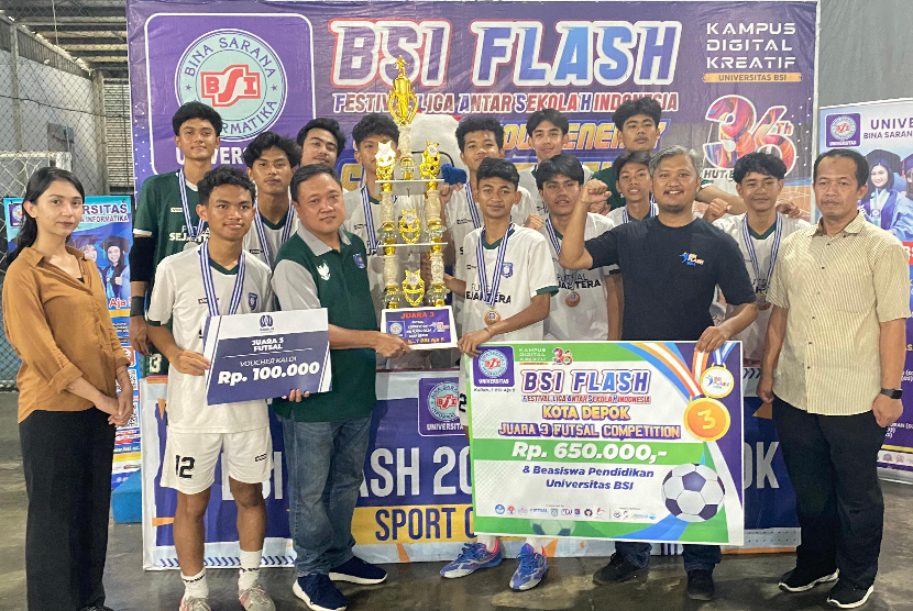 SMA Sejahtera 1 Depok berhasil meraih prestasi dengan memenangkan pertandingan melawan SMA IT Rahmaniyah, menempati posisi juara 3 di event BSI Flash 2024.