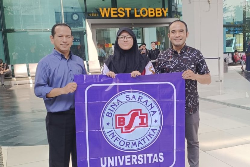 Kampus Digital Kreatif Universitas BSI (Bina Sarana Informatika) bersuka cita menyambut kepulangan Ashylla Humaira yang merupakan Awardee IISMA 2023. 