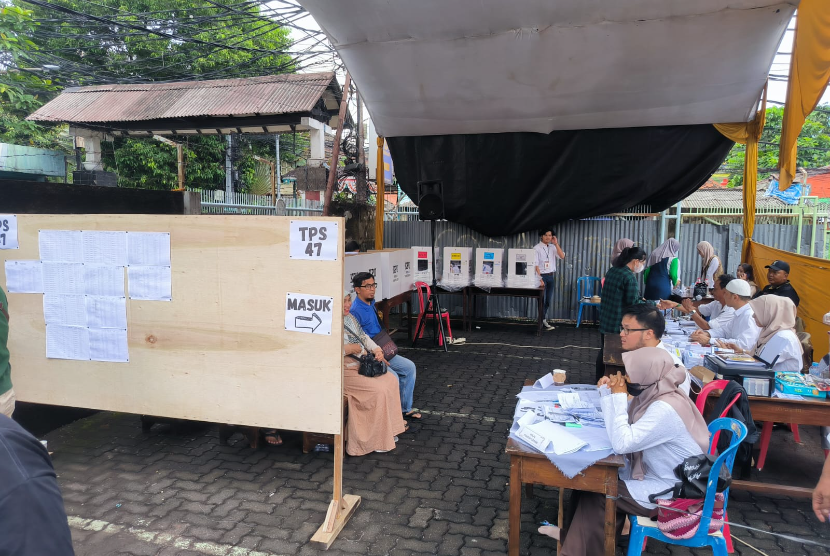 Situasi di Tempat Pemungutan Suara (TPS) 47 yang berada di RT/RW 02/04 Kelurahan Petamburan, Tanah Abang, Jakarta Pusat, Rabu (14/2/2024) 