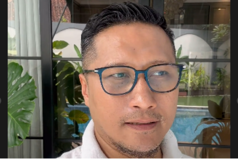 Lewat Instagram Story, presenter Arie K Untung mengajak masyarakat menggunakan hak pilihnya.