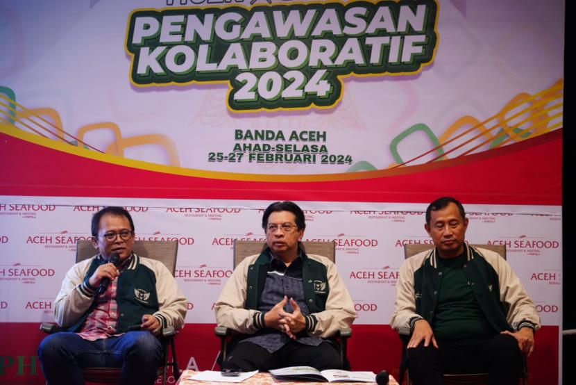 Stafsus Menag Wibowo Prasetyo (kiri) dalam FGD bertajuk ‘Pengawasan Kolaboratif 2024’ yang digelar oleh Inspektorat Jenderal Kementerian Agama.