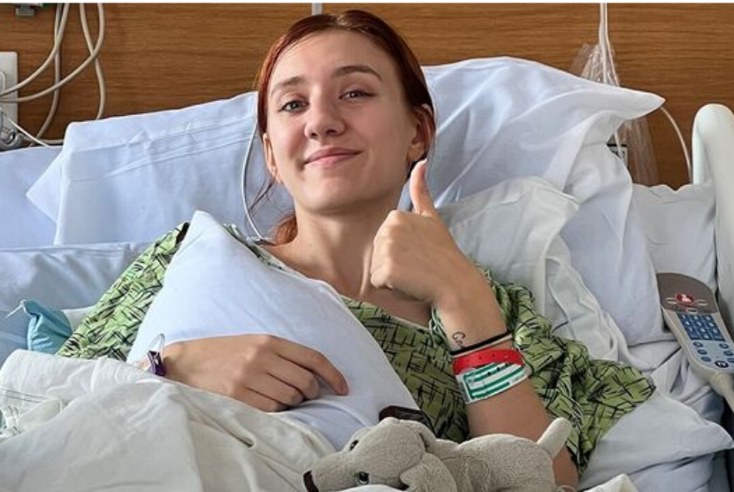 Seorang perempuan berusia 20 tahun asal Wisconsin, AS, Karlee Ozkurt mengalami kolaps paru-paru sebanyak dua kali akibat kebiasaan menggunakan vape sejak usia 15 tahun.
