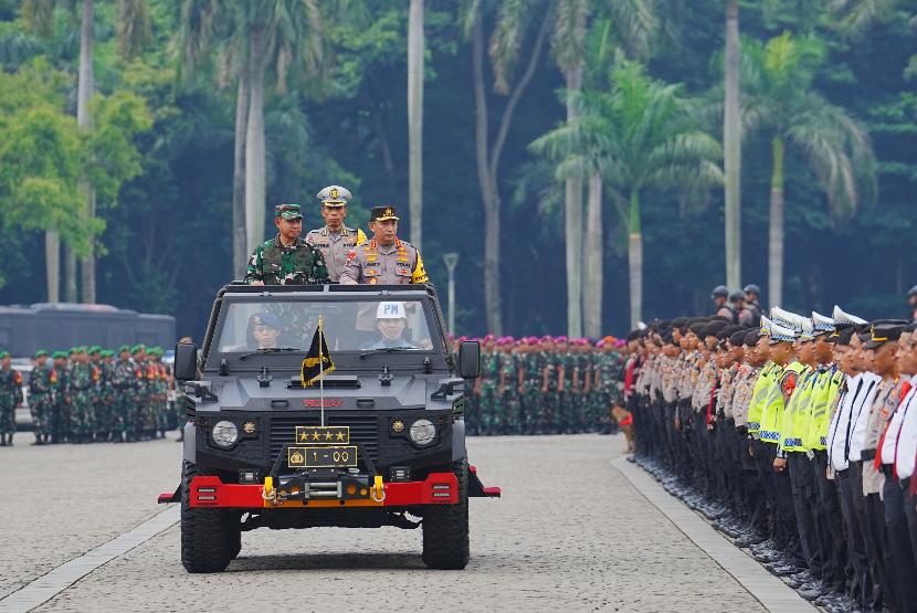 Apel Gelar Pasukan Operasi Ketupat Tahun 2024 ini sendiri juga terlaksana serentak di wilayah Indonesia.