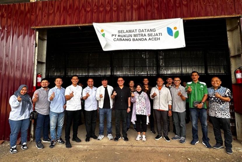 Salah satu mitra distributor PT Nestlé Indonesia, PT Rukun Mitra Sejati melebarkan jaringan distribusi dengan membuka kantor dan gudang distribusi ke-46 di Banda Aceh, Aceh.