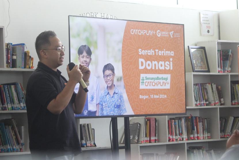 CATCHPLAY+ berhasil mengumpulkan donasi sebesar Rp 75 juta dari Movie Lovers untuk mendukung program Pulang Kampung siswa SMART Ekselensia Indonesia yang dikelola GREAT Edunesia. 