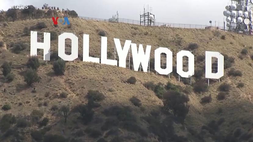 Meta dan Google menawarkan jutaan dolar AS kepada studio-studio Hollywood.