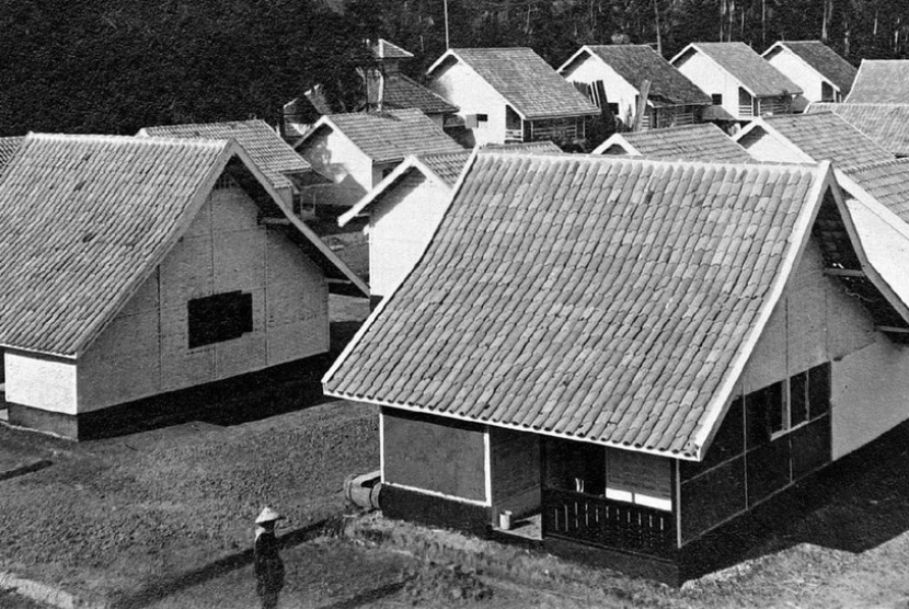 Perumahan di Kampung Sekip di Medan, 1921-1925. Perumahan ini salah satu yang benar-benar ditujukan untuk kaum miskin.